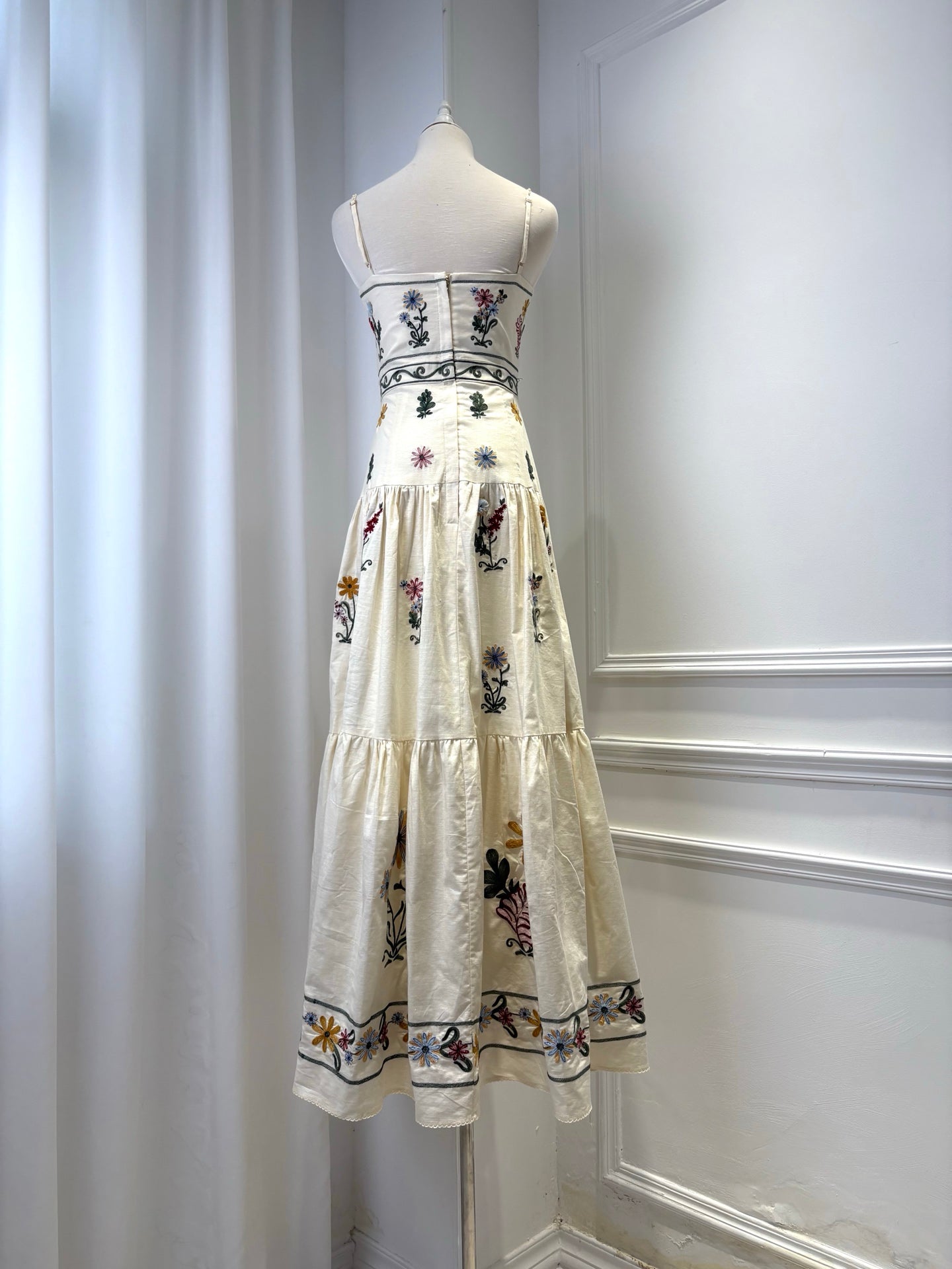 AGUA Colorful Floral Embroidery Tiered Midi Dress