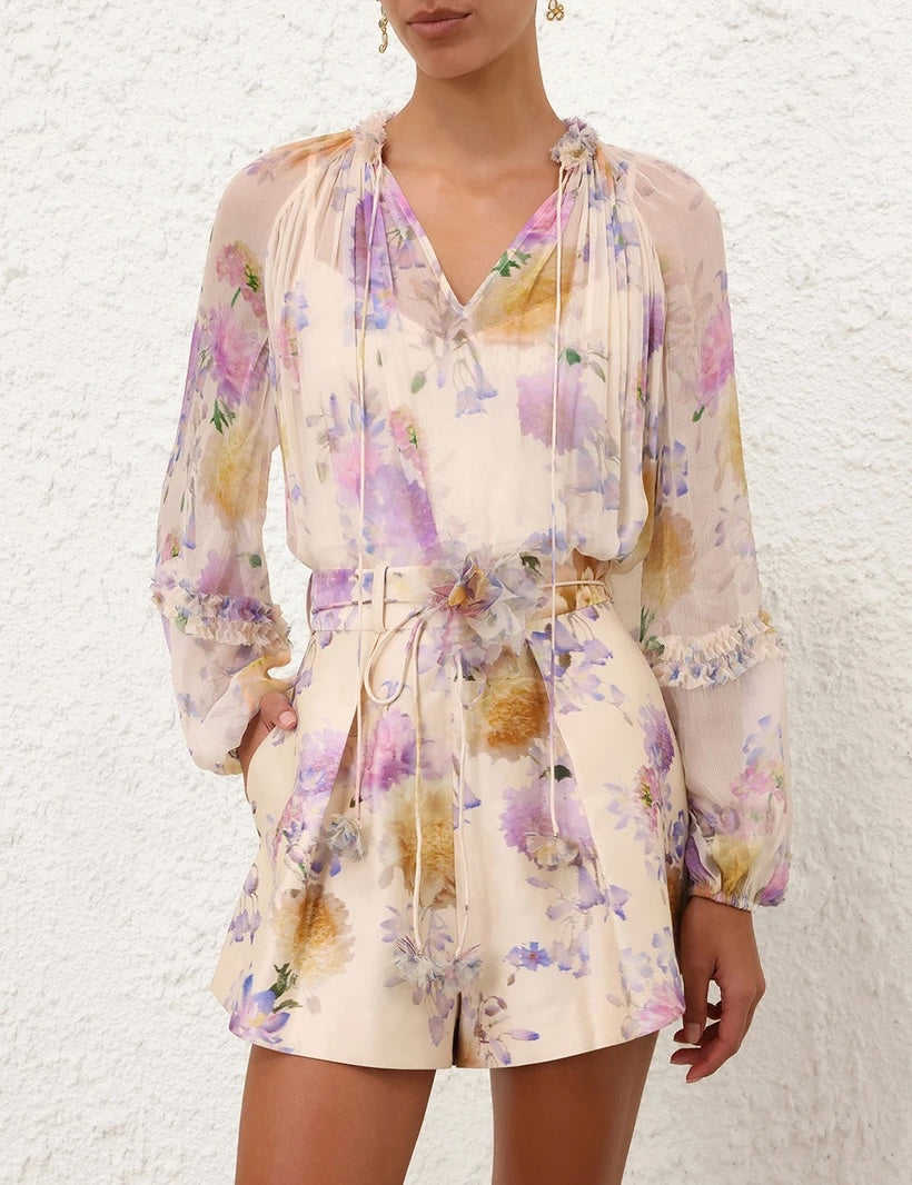 New Australian Style Printed Flowy Ruffle Shirt + Cream Dahlia Pattern Flat-Front Shorts