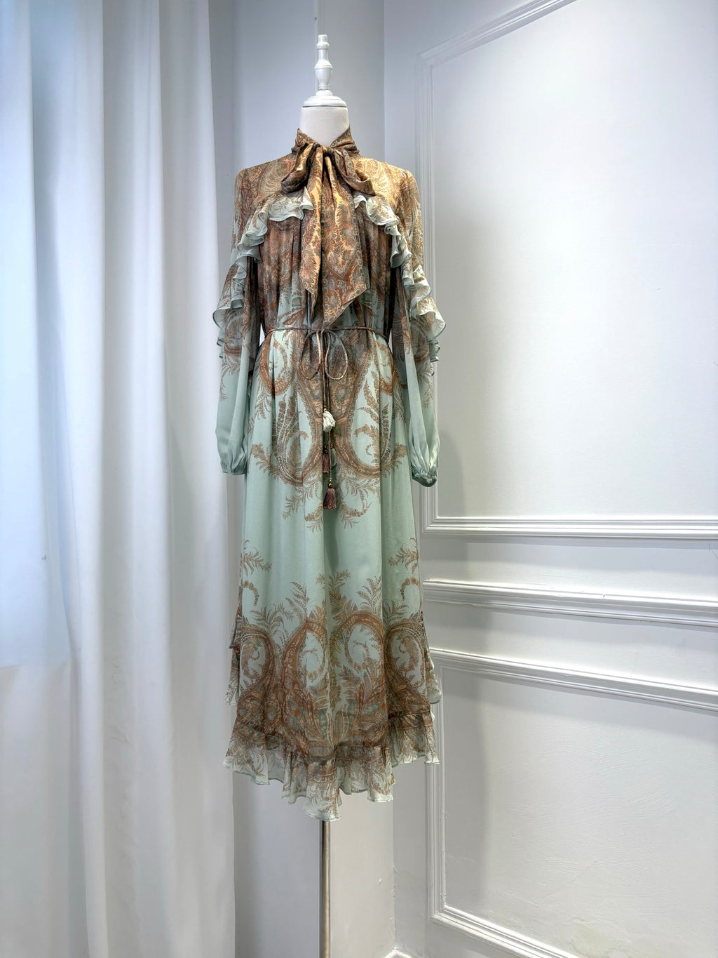 ZIMMERMANN INSPIRED DRESS IN 100% VISCOSE